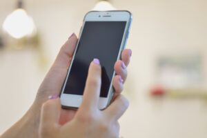 誰でも1分でカードが作れる「バンドルカード」とは？